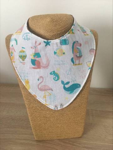 Bavoir bandana BB033